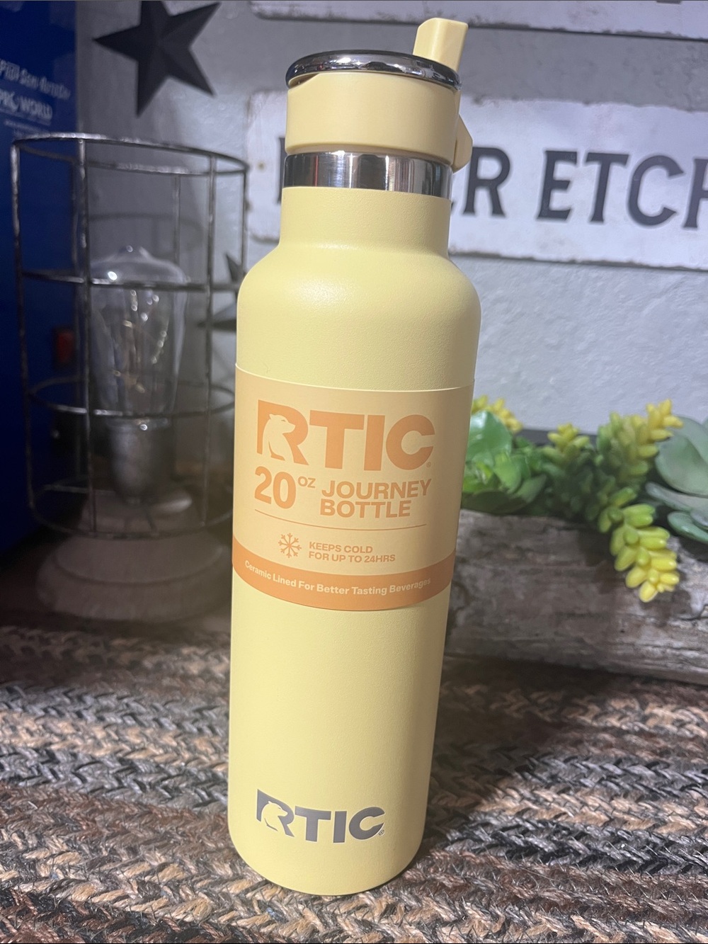 RTIC 20 oz Journey Bottle - Yellow